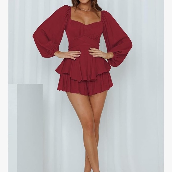 Elegant Romper - Picture 2 of 4